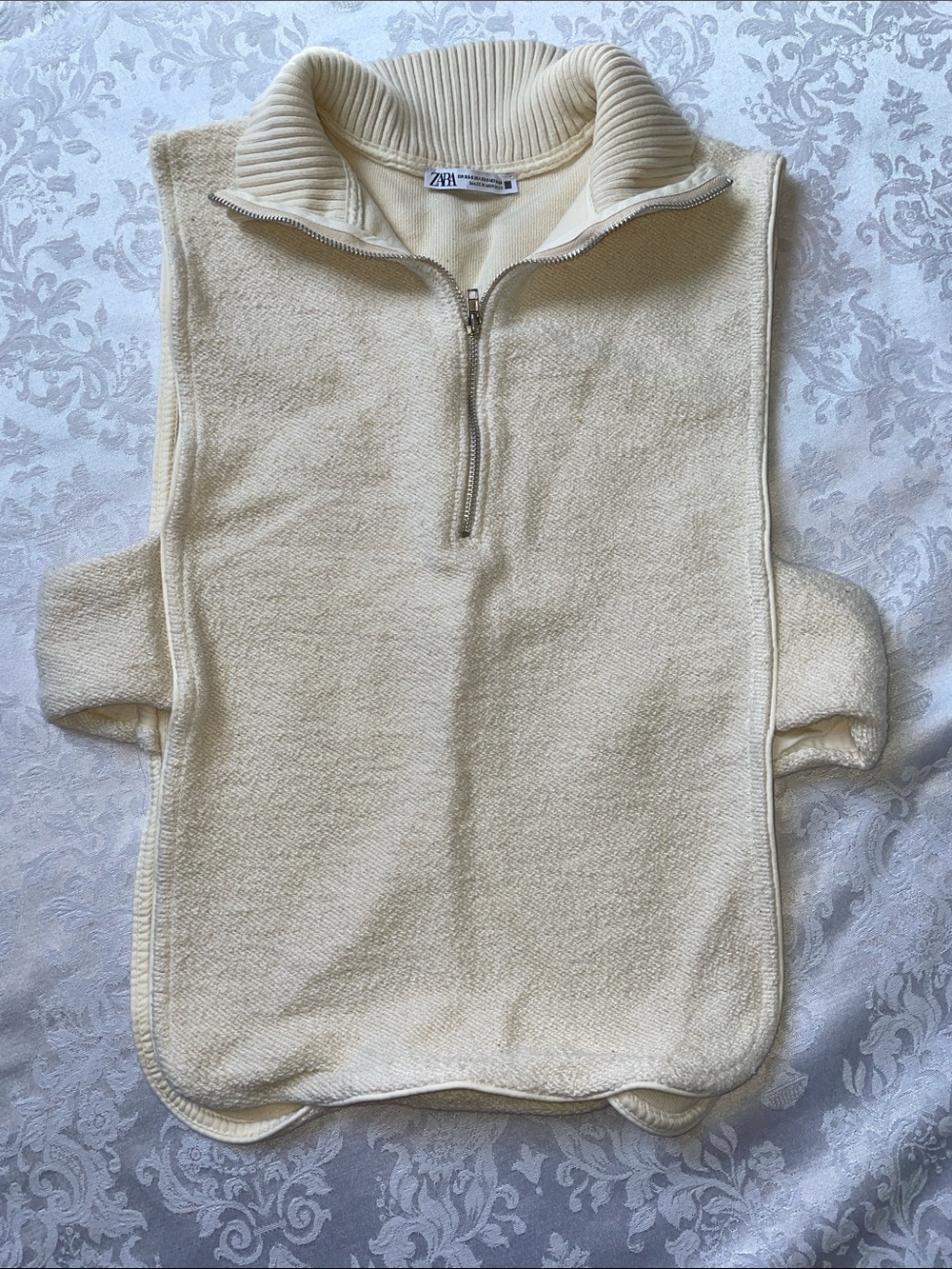 Zara Cream Zip-Neck Sleeveless Knit Vest. Size XS. - Picture 1 of 3